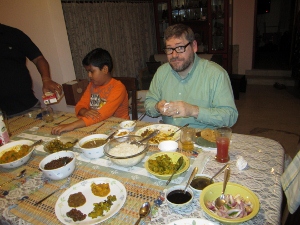 Dining with family of test manager, Meeta Prakash, in Bangalore, India (Nov 2012)